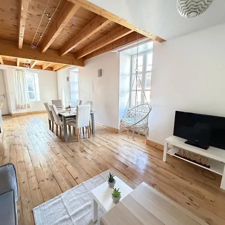 Lägenhet Maison Entiere Et Renovee Pour 6 Couchages *