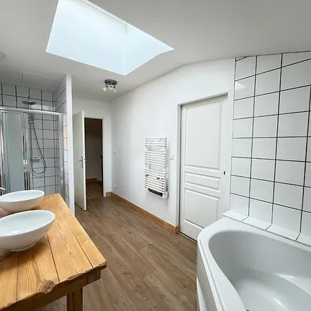 Lägenhet Maison Entiere Et Renovee Pour 6 Couchages Mirefleurs